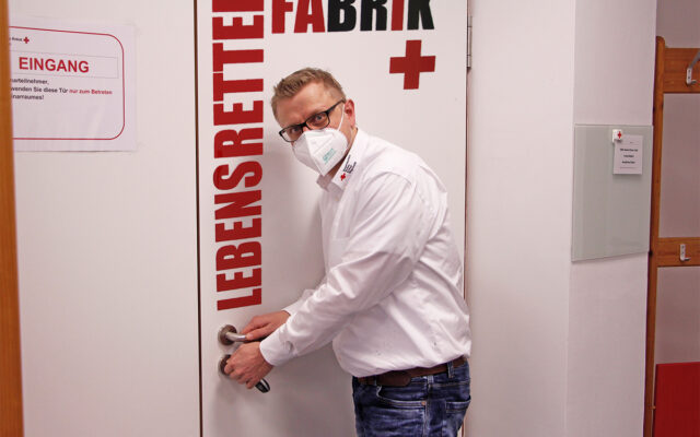 Rotes Kreuz Bayreuth stellt die Veranstaltung von Erste-Hilfe-Kursen wegen hoher Inzidenzwerte bis auf Weiteres ein.