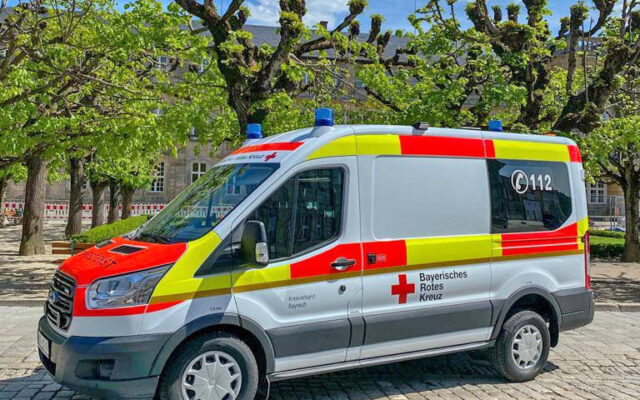 BRK Rettungsdienst Bayreuth stellt neuen KTW in Dienst