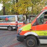 12 Stunden im Einsatz bei Bombenfund in Bayreuth – BRK unterstützt Evakuierungsmaßnahmen für Bombenräumarbeiten.