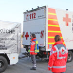 12 Stunden im Einsatz bei Bombenfund in Bayreuth – BRK unterstützt Evakuierungsmaßnahmen für Bombenräumarbeiten.