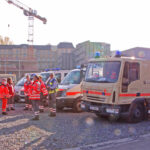 12 Stunden im Einsatz bei Bombenfund in Bayreuth – BRK unterstützt Evakuierungsmaßnahmen für Bombenräumarbeiten.