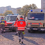 12 Stunden im Einsatz bei Bombenfund in Bayreuth – BRK unterstützt Evakuierungsmaßnahmen für Bombenräumarbeiten.