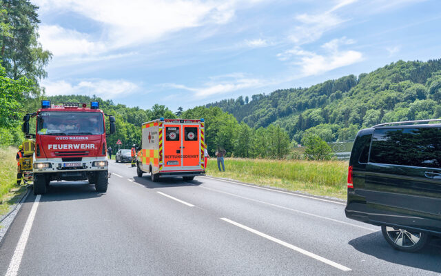 Frontalzusammenstoß auf der B 303 bei Bad Berneck