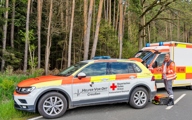 Zu einem schweren Verkehrsunfall bei Creußen wurden die haupt- und ehrenamtliche Einsatzkräfte des BRKs gerufen.