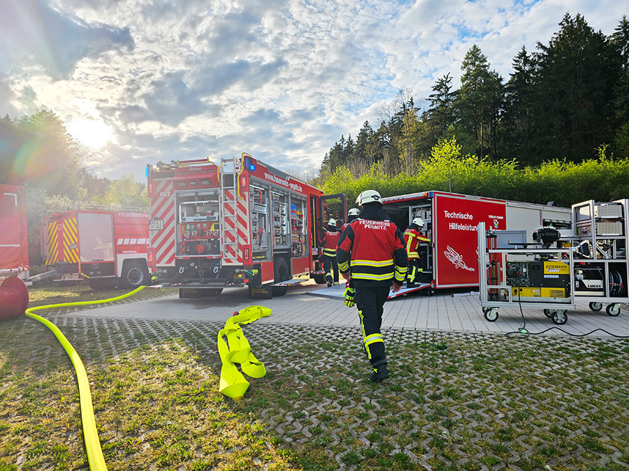 Am 06.05. wurden Einsatzkräfte des BRK-Kreisverbandes Bayreuth aufgrund Gasaustritts zur Evakuierung eines Pegnitzer Krankenhauses gerufen,