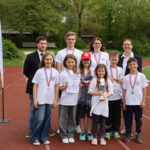 Die in der Alterstufe 1 angetretene Gruppe der Bayreuther Wasserwacht Jugend sicherte sich beim Wasserwacht Bezirkswettbewerb den ersten Platz.