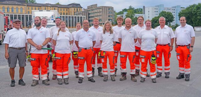 Team des BRKs aus Hollfeld beim ihrem Einsatz im Rahmen des Hilfeleistungskontingentes der Feuerwehren in den Waldbrandgebieten in Thüringen - bei ihrer Rückkehr.