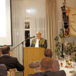 Vorsitzender des BRK-Kreisverbandes Bayreuth, Peter Herzing, bei seinem Grußwort anlässlich des 100-jährigen Jubiläums der BRK-Bereitschaft Fichtelberg.