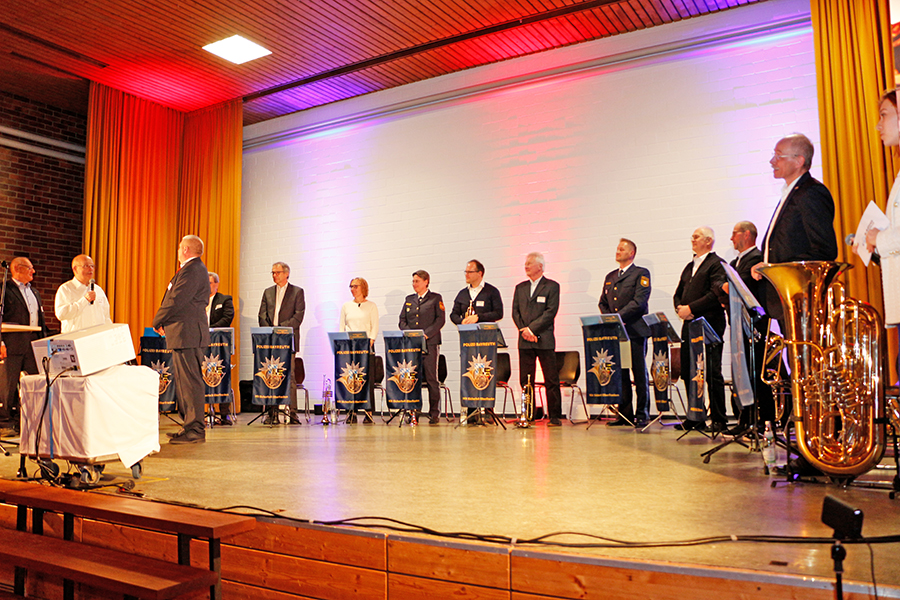 20 Jahre PSNV-Team Bayreuth – zwei Jahrzehnte menschliche Fürsorge in Krisensituationen - Bläsergruppe der Bayreuther Polizei.